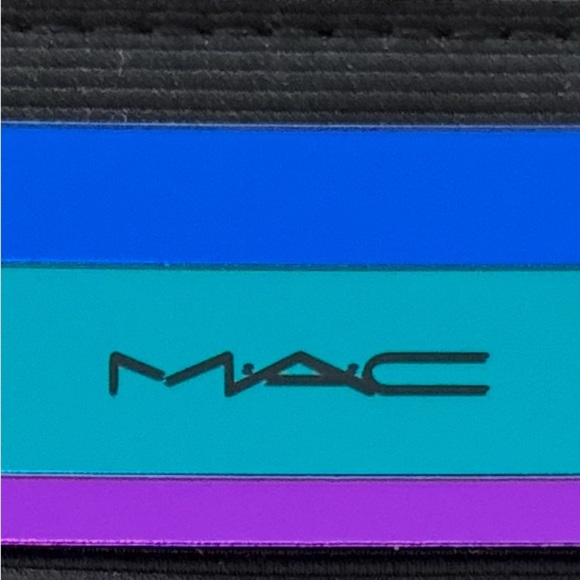 M•A•C Cosmetics | small cosmetic/makeup bag - Picture 15 of 15